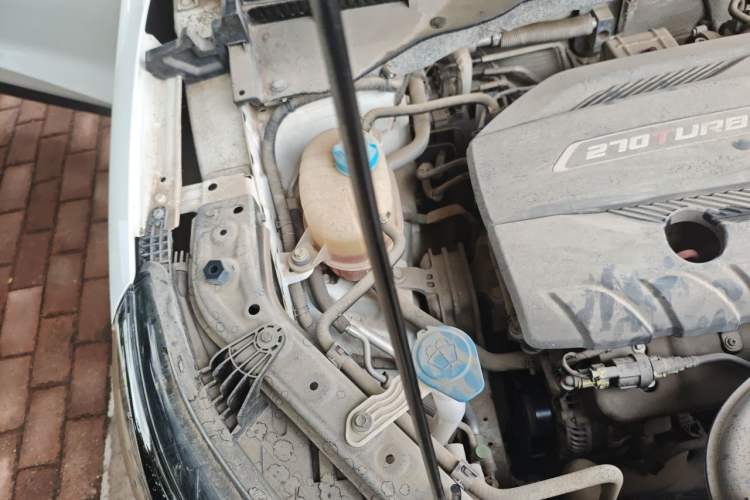Used GAC Trumpchi GS4 2020 270T Manual Elite Edition Engine Bay Right