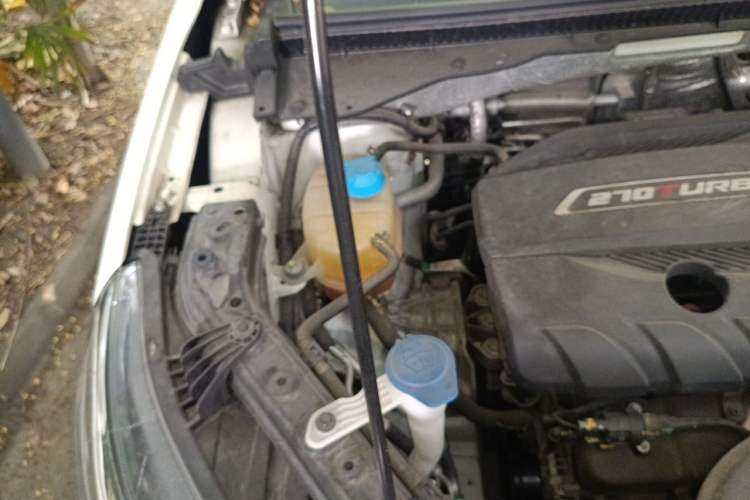 Used GAC Trumpchi GS4 2020 270T Automatic Luxury Smart Connectivity Version Engine Bay Right