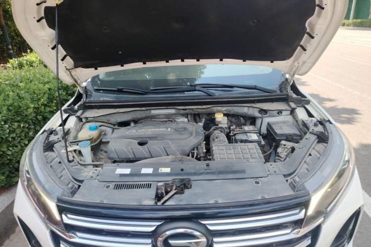 Used GAC Trumpchi GS4 2020 270T Automatic Luxury Edition Engine Bay