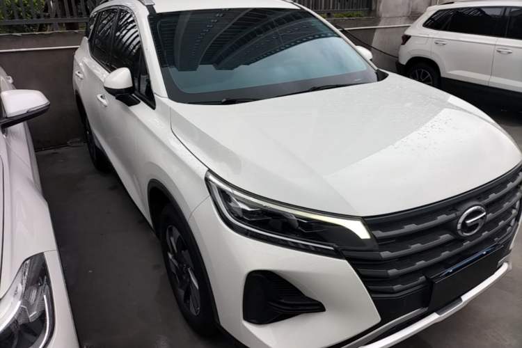 Used GAC Trumpchi GS4 2020 270T Automatic Elite Tech Edition Front Right 45 Deg