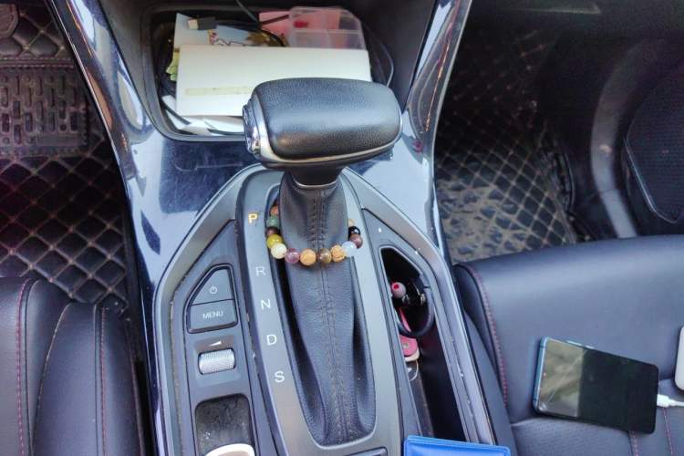 Used GAC Trumpchi GS4 2020 270T Automatic Elite Tech Edition Gear Lever