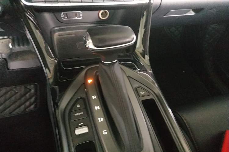 Used GAC Trumpchi GS4 2020 270T Automatic Smart Connectivity Edition Gear Lever
