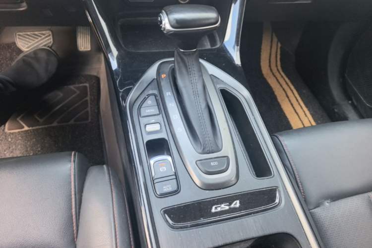 Used GAC Trumpchi GS4 2020 270T Automatic Elite Tech Edition Gear Lever