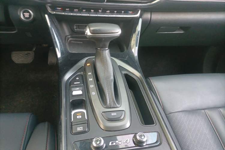 Used GAC Trumpchi GS4 2020 270T Automatic Elite Tech Edition Gear Lever
