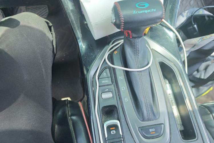 Used GAC Trumpchi GS4 2020 270T Automatic Elite Tech Edition Gear Lever
