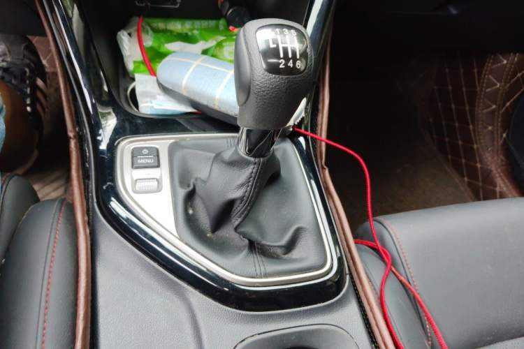 Used GAC Trumpchi GS4 2020 270T Manual Elite Edition Gear Lever