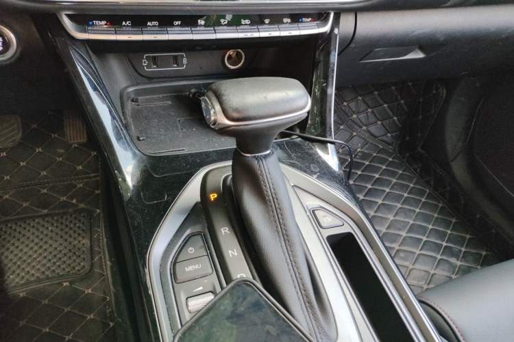 Used GAC Trumpchi GS4 2020 270T Automatic Smart Connectivity Edition Gear Lever