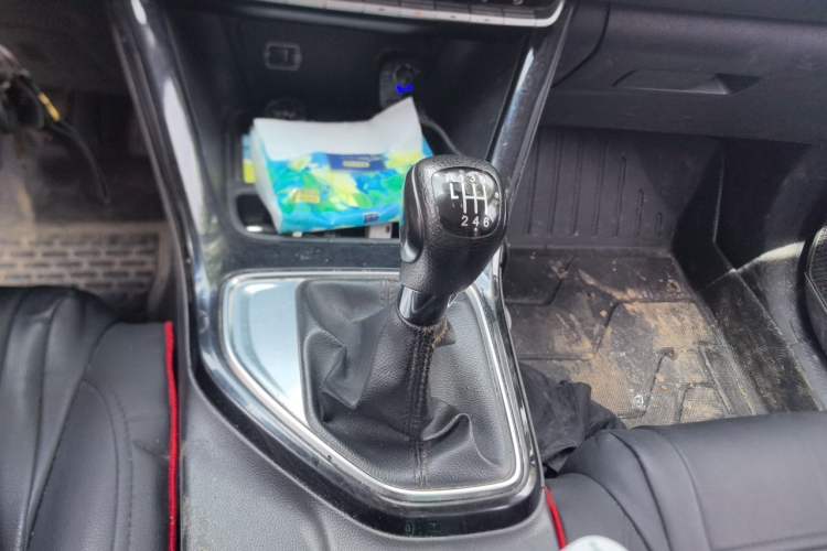 Used GAC Trumpchi GS4 2020 270T Manual Comfort Edition Gear Lever