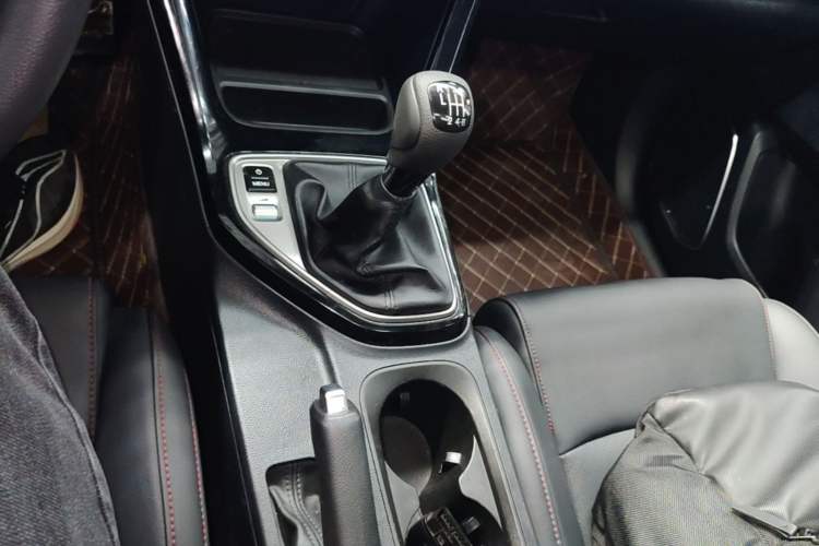 Used GAC Trumpchi GS4 2020 270T Manual Elite Edition Gear Lever