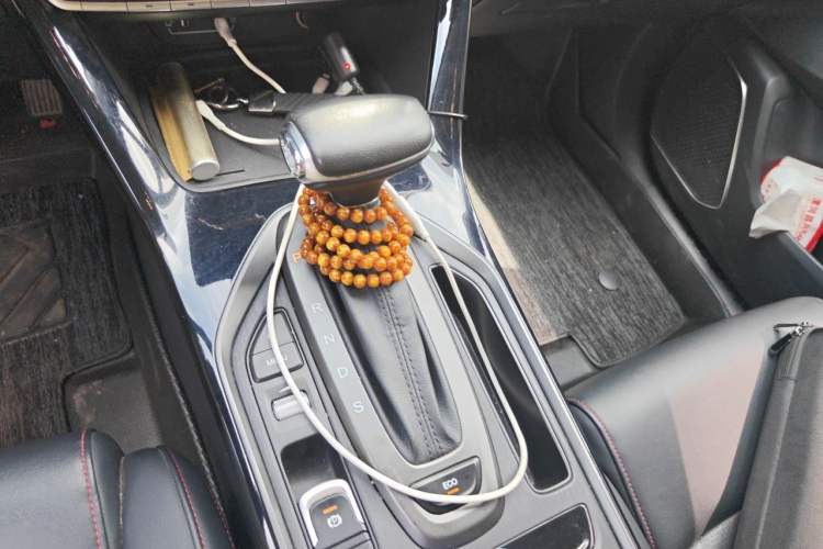 Used GAC Trumpchi GS4 2020 270T Automatic Elite Tech Edition Gear Lever