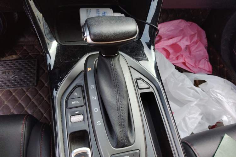 Used GAC Trumpchi GS4 2020 270T Automatic Smart Connectivity Edition Gear Lever