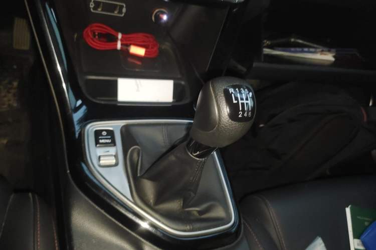 Used GAC Trumpchi GS4 2020 270T Manual Luxury Edition Gear Lever