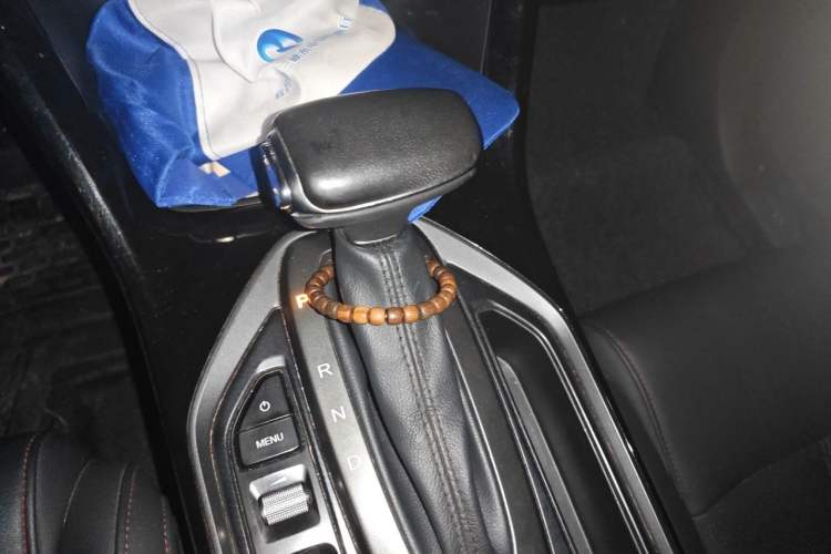 Used GAC Trumpchi GS4 2020 270T Automatic Luxury Smart Connectivity Version Gear Lever