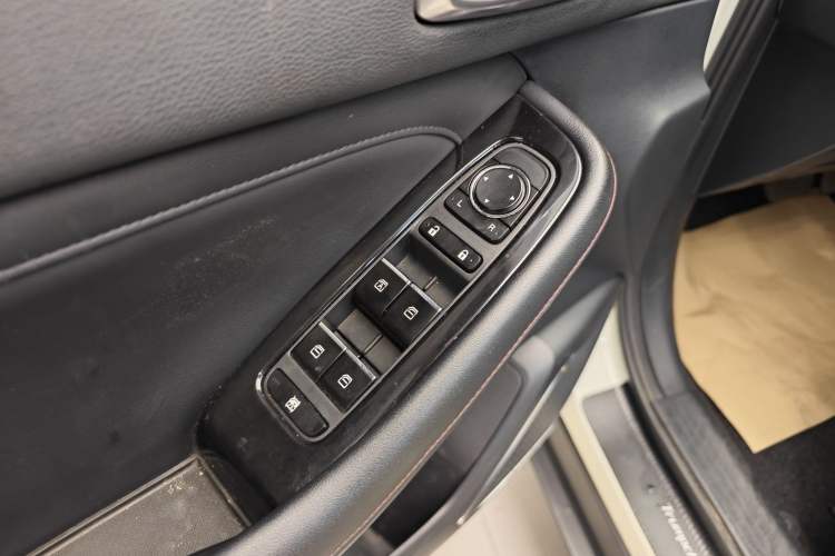 Used GAC Trumpchi GS4 2020 270T Automatic Elite Tech Edition Interior 12