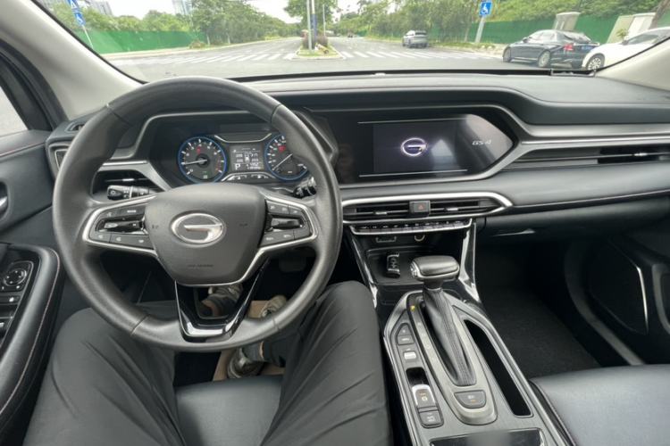 Used GAC Trumpchi GS4 2020 270T Automatic Elite Tech Edition Interior 2