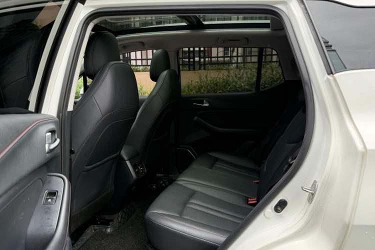 Used GAC Trumpchi GS4 2020 270T Automatic Smart Connectivity Edition Interior 3
