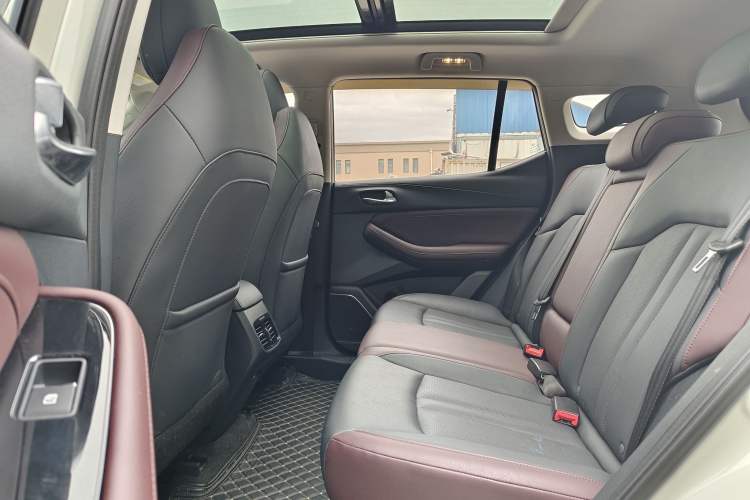 Used GAC Trumpchi GS4 2020 270T Automatic Elite Tech Edition Interior 3