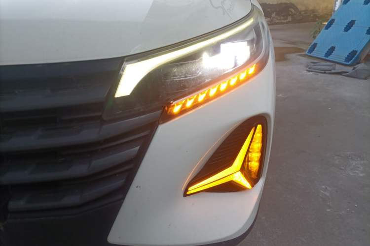 Used GAC Trumpchi GS4 2020 270T Automatic Elite Tech Edition Left Front Headlight