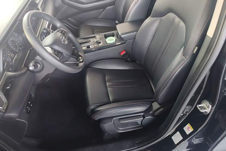 Used GAC Trumpchi GS4 2020 270T Automatic Elite Tech Edition Left Front Seat