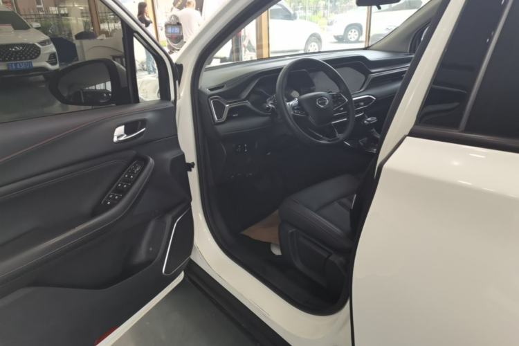 Used GAC Trumpchi GS4 2020 270T Automatic Luxury Smart Connectivity Version Left Front Seat