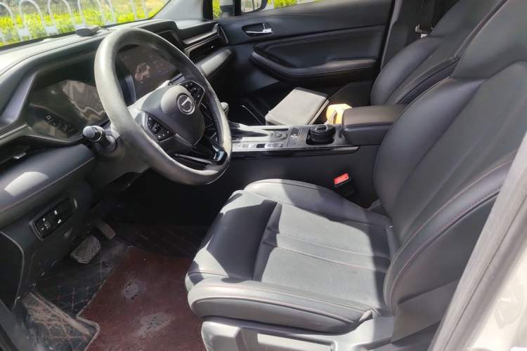 Used GAC Trumpchi GS4 2020 270T Automatic Luxury Smart Connectivity Version Left Front Seat