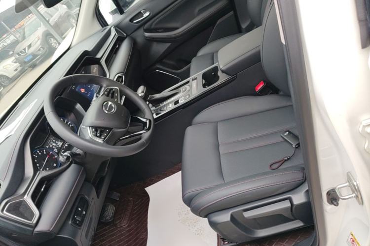 Used GAC Trumpchi GS4 2020 270T Automatic Elite Tech Edition Left Front Seat