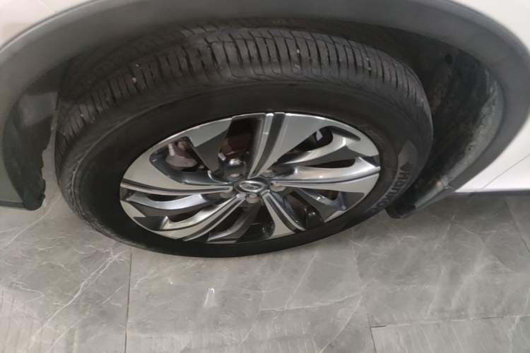 Used GAC Trumpchi GS4 2020 270T Automatic Smart Connectivity Edition Left Front Wheel Hub
