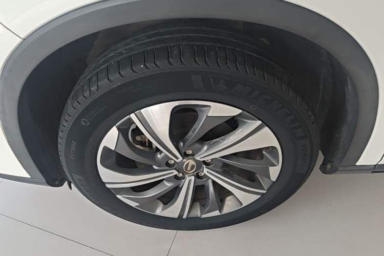 Used GAC Trumpchi GS4 2020 270T Automatic Smart Connectivity Edition Left Front Wheel Hub
