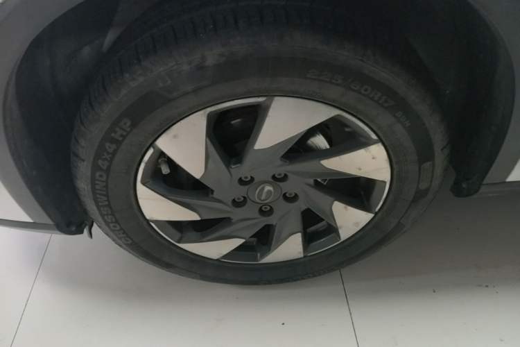 Used GAC Trumpchi GS4 2020 270T Automatic Comfort Edition Left Front Wheel Hub
