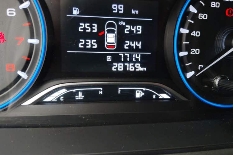 Used GAC Trumpchi GS4 2020 270T Manual Elite Edition Odometer Close Up