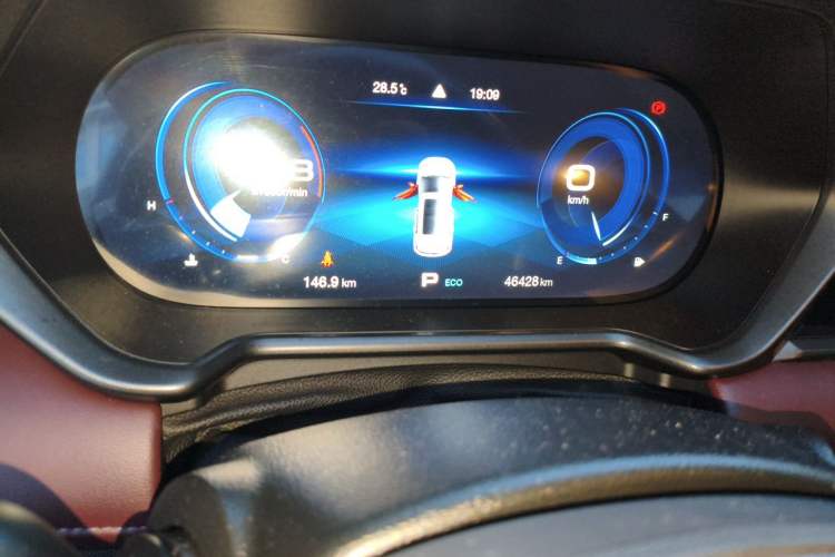 Used GAC Trumpchi GS4 2020 270T Automatic Luxury Smart Connectivity Version Odometer Close Up