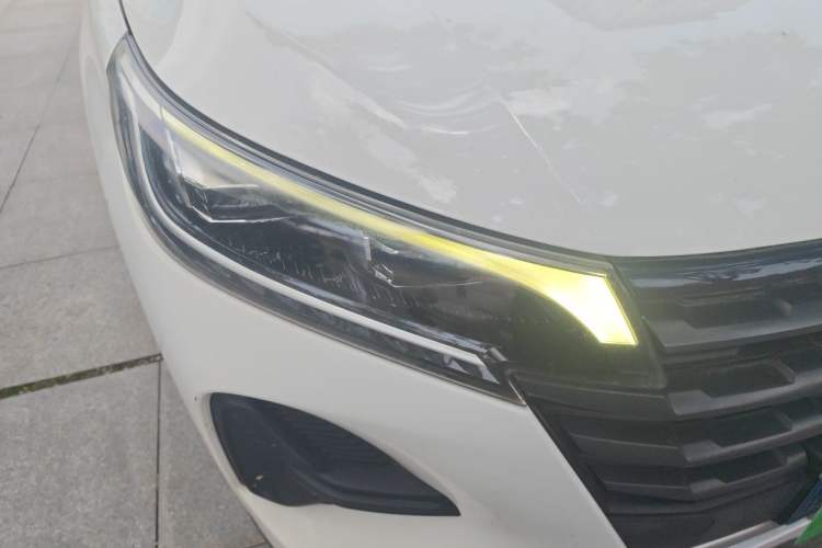Used GAC Trumpchi GS4 2020 270T Automatic Elite Tech Edition Right Front Headlight