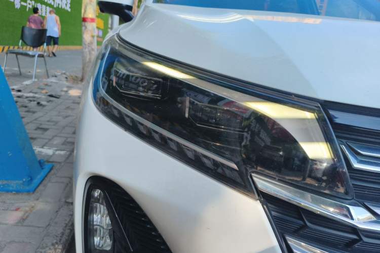 Used GAC Trumpchi GS4 2020 270T Automatic Smart Connectivity Edition Right Front Headlight