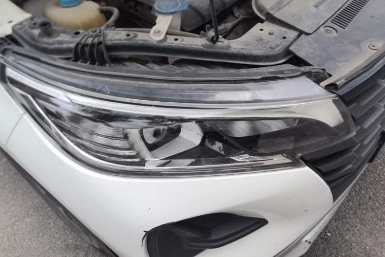 Used GAC Trumpchi GS4 2020 270T Manual Comfort Edition Right Front Headlight