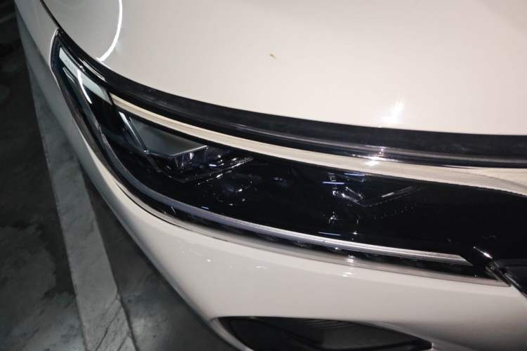 Used GAC Trumpchi GS4 2020 270T Automatic Elite Tech Edition Right Front Headlight