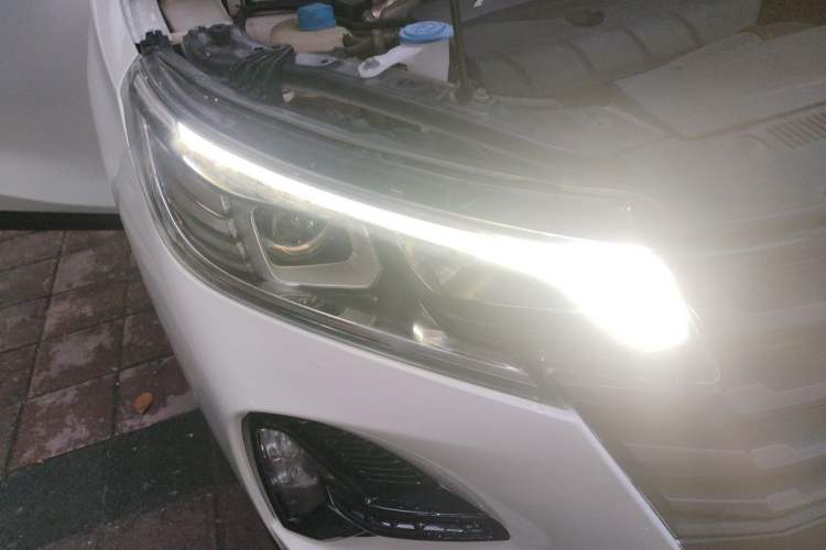 Used GAC Trumpchi GS4 2020 270T Manual Luxury Edition Right Front Headlight