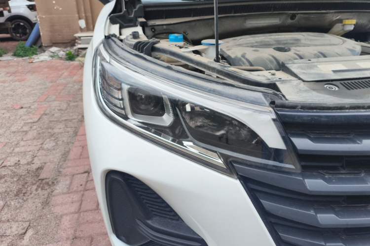 Used GAC Trumpchi GS4 2020 270T Manual Elite Edition Right Front Headlight