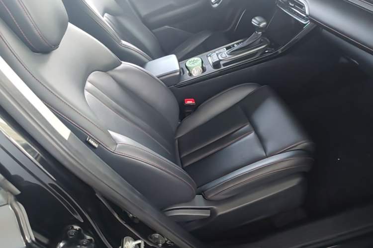Used GAC Trumpchi GS4 2020 270T Automatic Elite Tech Edition Right Front Seat