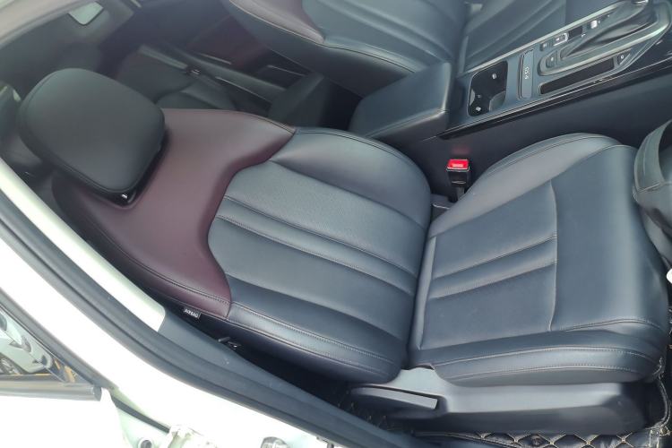 Used GAC Trumpchi GS4 2020 270T Automatic Smart Connectivity Edition Right Front Seat
