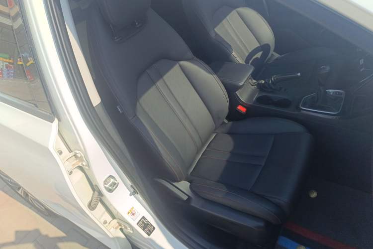 Used GAC Trumpchi GS4 2020 270T Manual Luxury Edition Right Front Seat