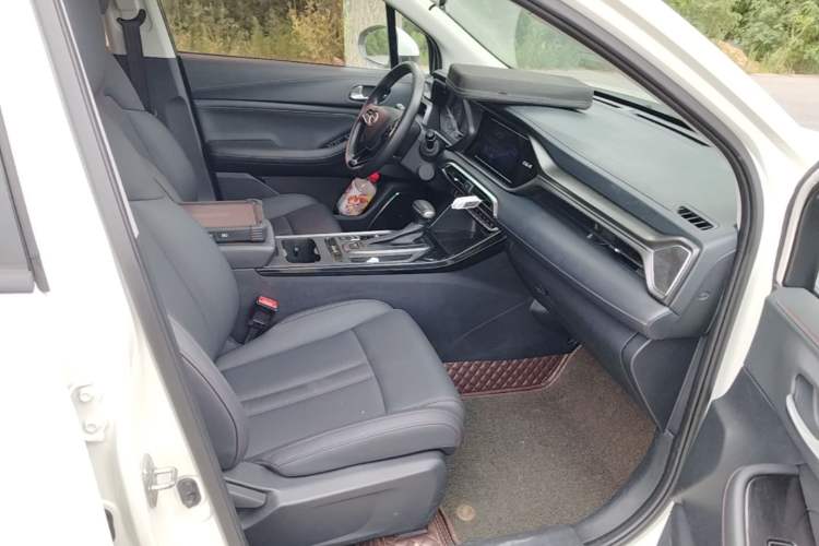 Used GAC Trumpchi GS4 2020 270T Automatic Elite Tech Edition Right Front Seat