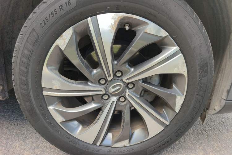 Used GAC Trumpchi GS4 2020 270T Automatic Smart Connectivity Edition Right Front Wheel Hub