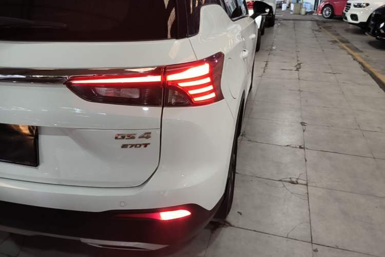 Used GAC Trumpchi GS4 2020 270T Automatic Elite Tech Edition Right Rear Taillight