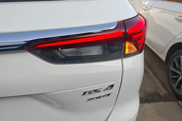 Used GAC Trumpchi GS4 2020 270T Automatic Smart Connectivity Edition Right Rear Taillight