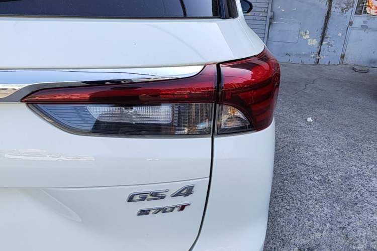 Used GAC Trumpchi GS4 2020 270T Automatic Smart Connectivity Edition Right Rear Taillight