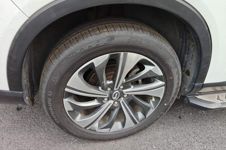 Used GAC Trumpchi GS4 2020 270T Automatic Smart Connectivity Edition Right Rear Wheel Hub