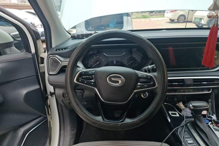 Used GAC Trumpchi GS4 2020 270T Automatic Elite Tech Edition Steering Wheel