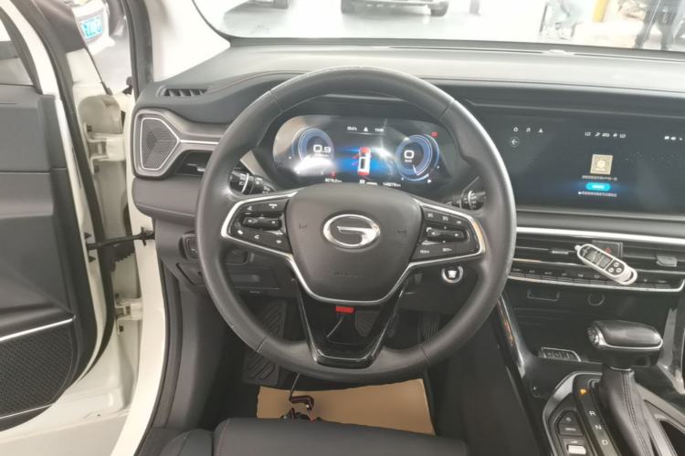 Used GAC Trumpchi GS4 2020 270T Automatic Luxury Smart Connectivity Version Steering Wheel