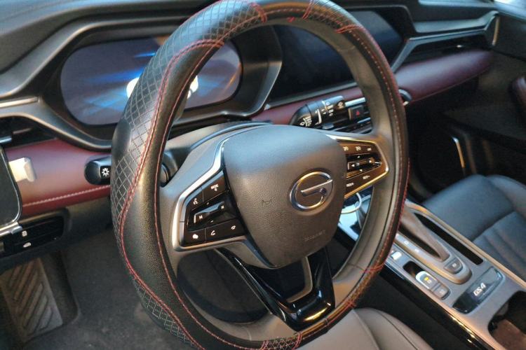 Used GAC Trumpchi GS4 2020 270T Automatic Luxury Smart Connectivity Version Steering Wheel