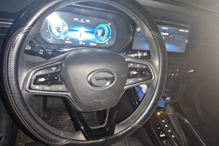 Used GAC Trumpchi GS4 2020 270T Automatic Luxury Smart Connectivity Version Steering Wheel